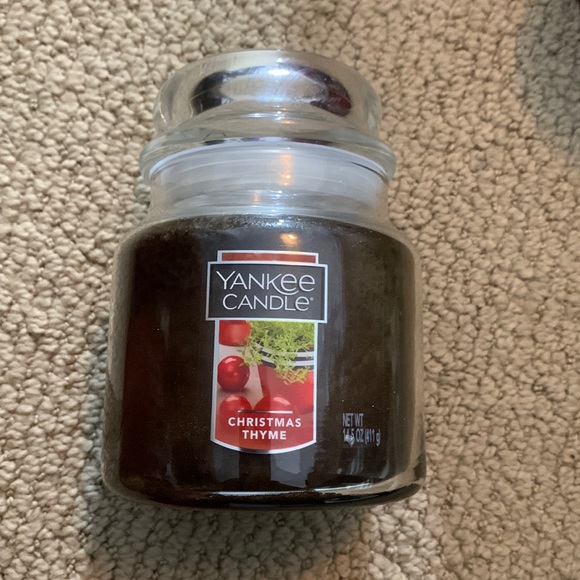 YANKEE CANDLE